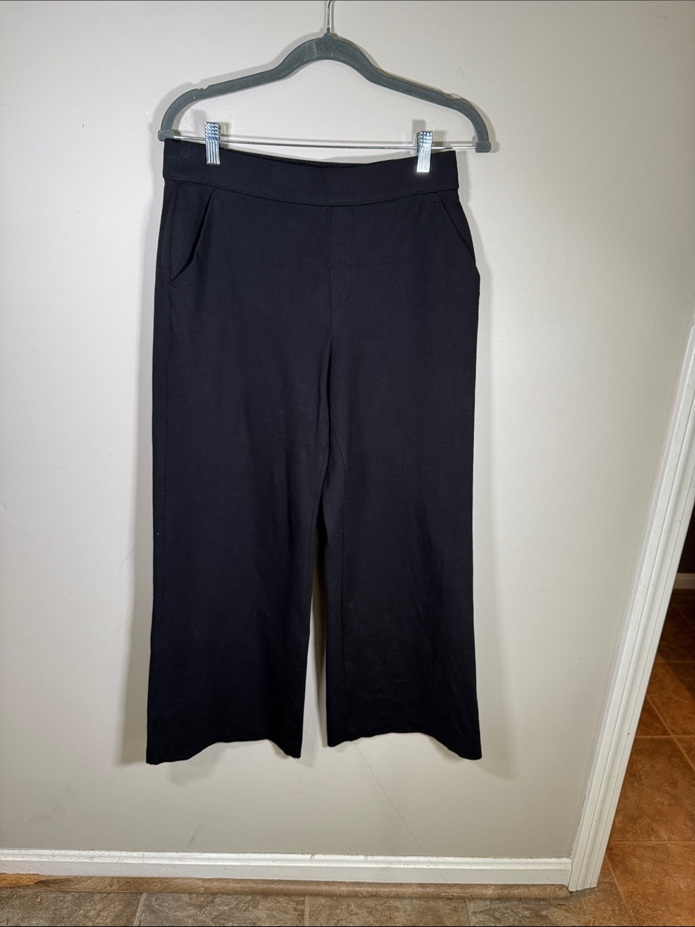 SPANX Black Wide-Leg Pull-On Trousers